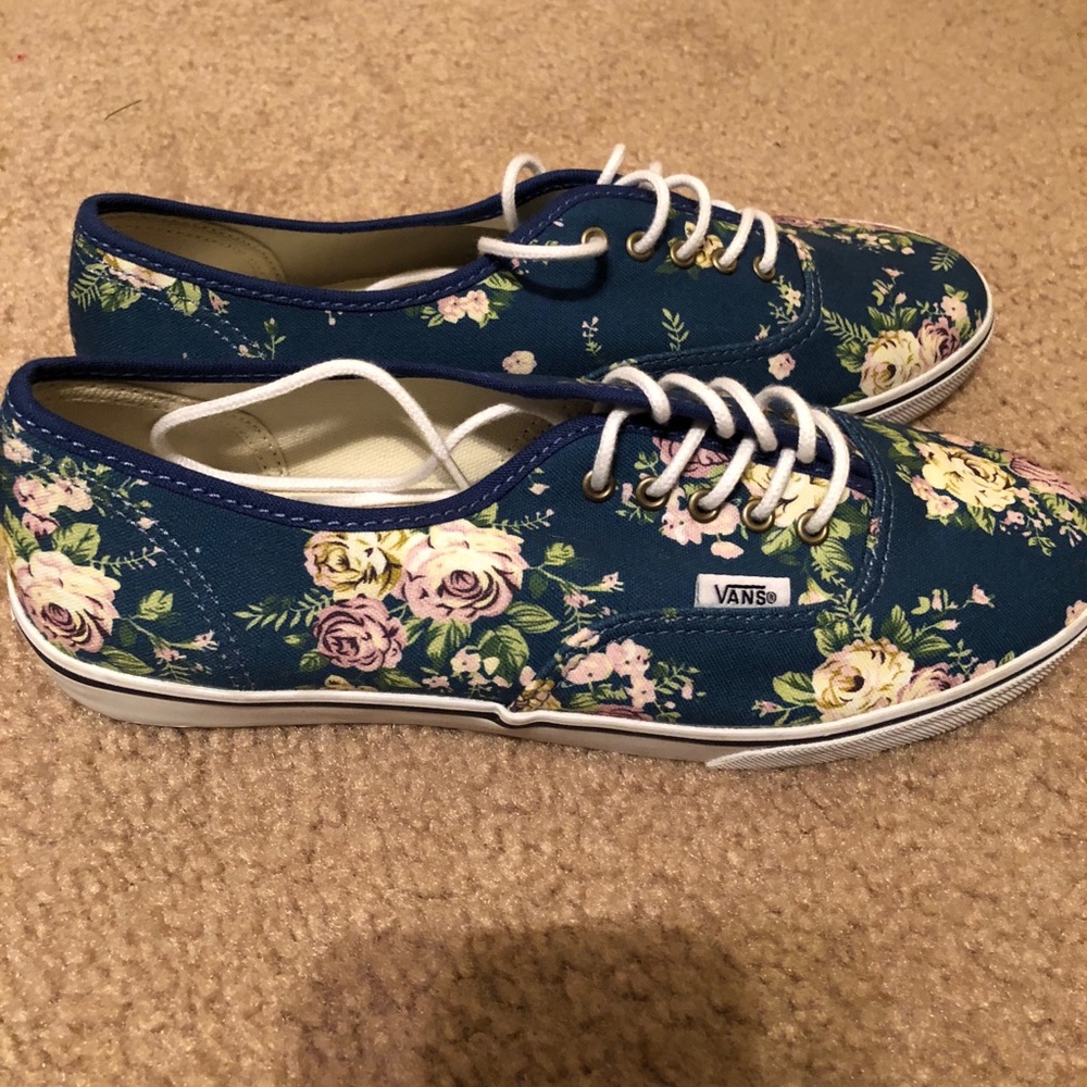 Never worn floral Vans